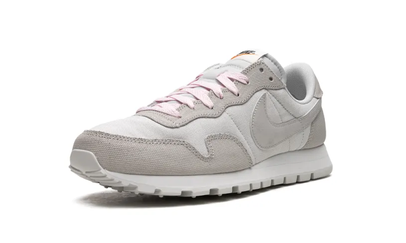 Nike Basketball Air Pegasus 83